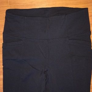 Athleta Pants - Black Athleta Leggings with Pockets Athleta Pants - Black Athleta Leggings with Pockets